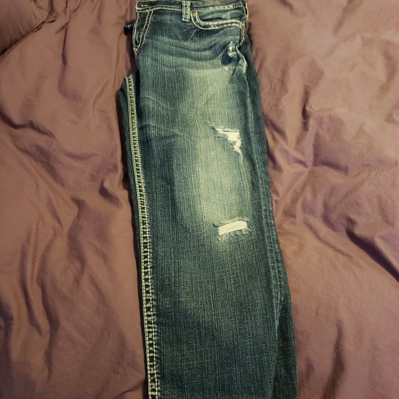 Jeans - Picture 2 of 3